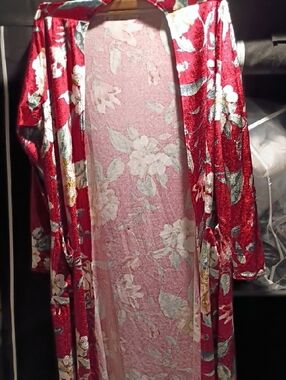 LuLaRoe Red Floral Satin Robe with Metallic Accents
